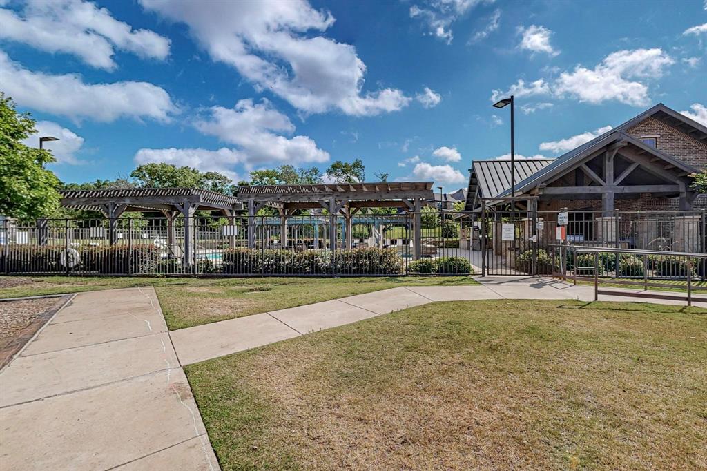 Villas Southgate Ph 2 - Residential Lease