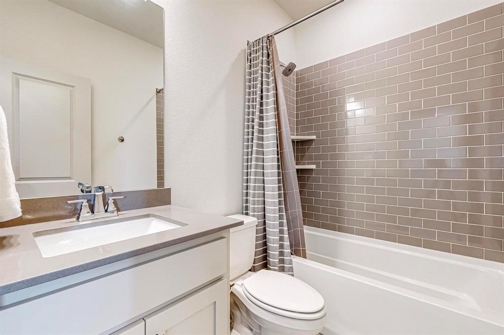 Villas Southgate Ph 2 - Residential Lease