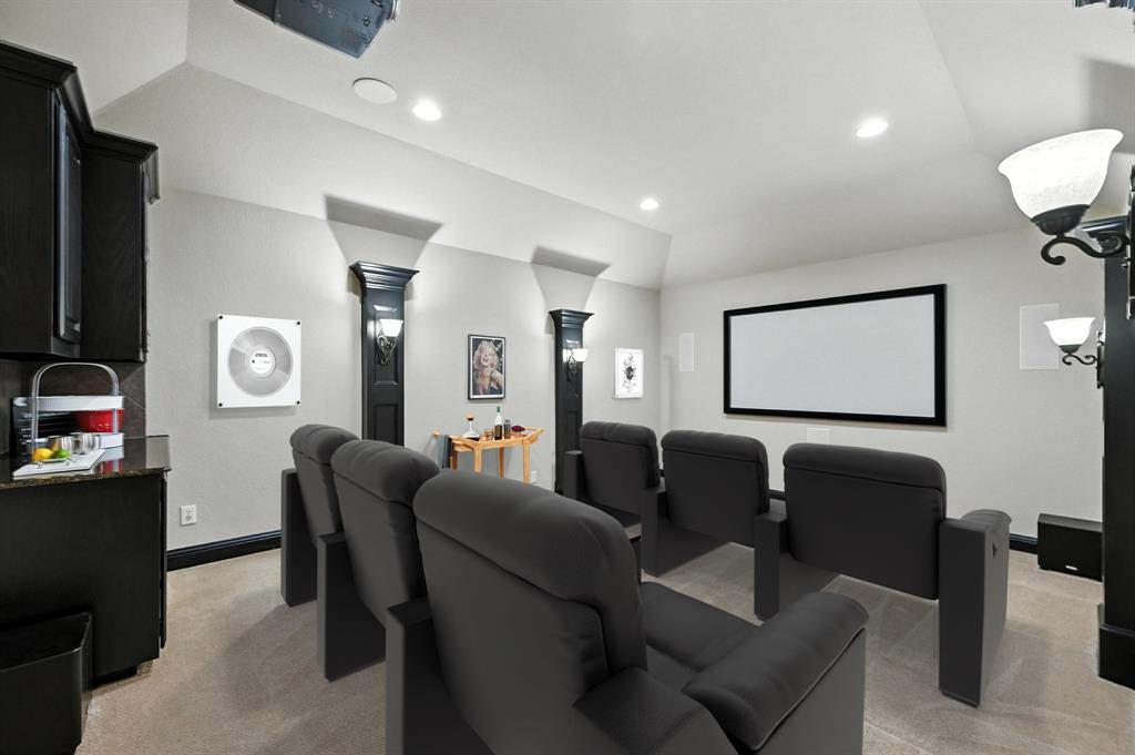 Highland Village, Texas 75077, United States, 4 Bedrooms Bedrooms, ,5 BathroomsBathrooms,Residential,Pending,203989