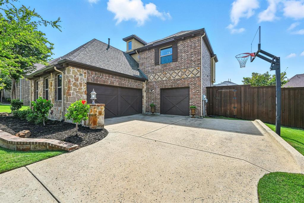 Highland Village, Texas 75077, United States, 4 Bedrooms Bedrooms, ,5 BathroomsBathrooms,Residential,Pending,203989