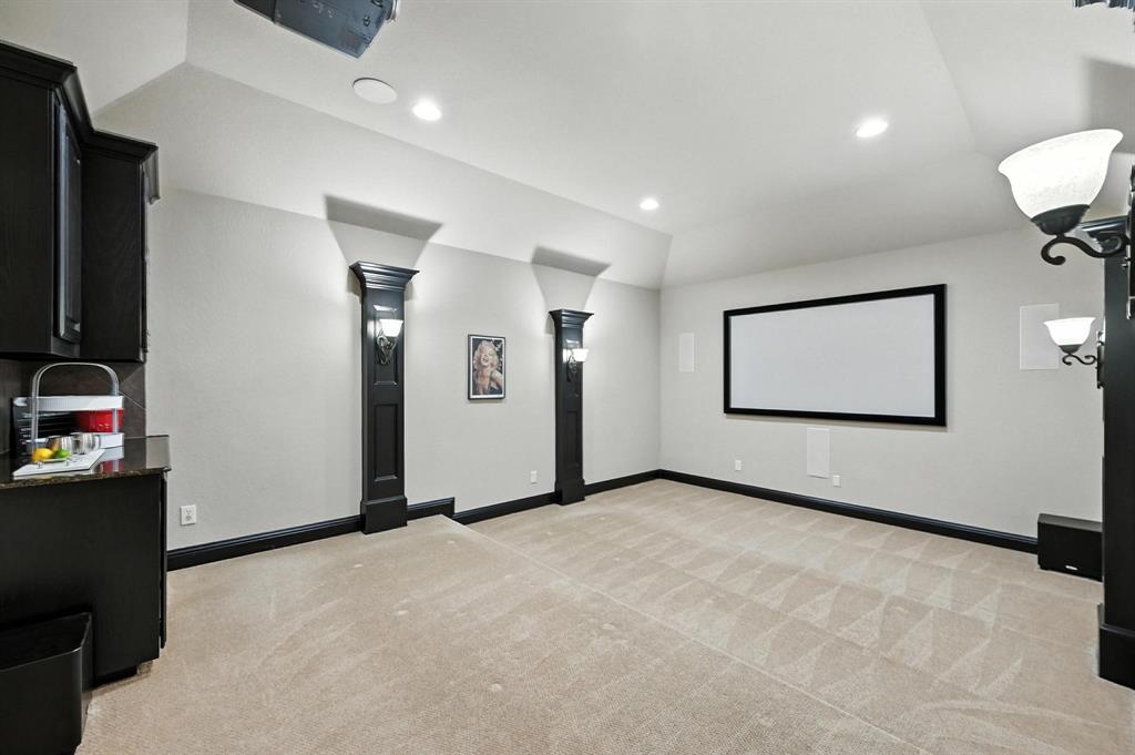 Highland Village, Texas 75077, United States, 4 Bedrooms Bedrooms, ,5 BathroomsBathrooms,Residential,Pending,203989