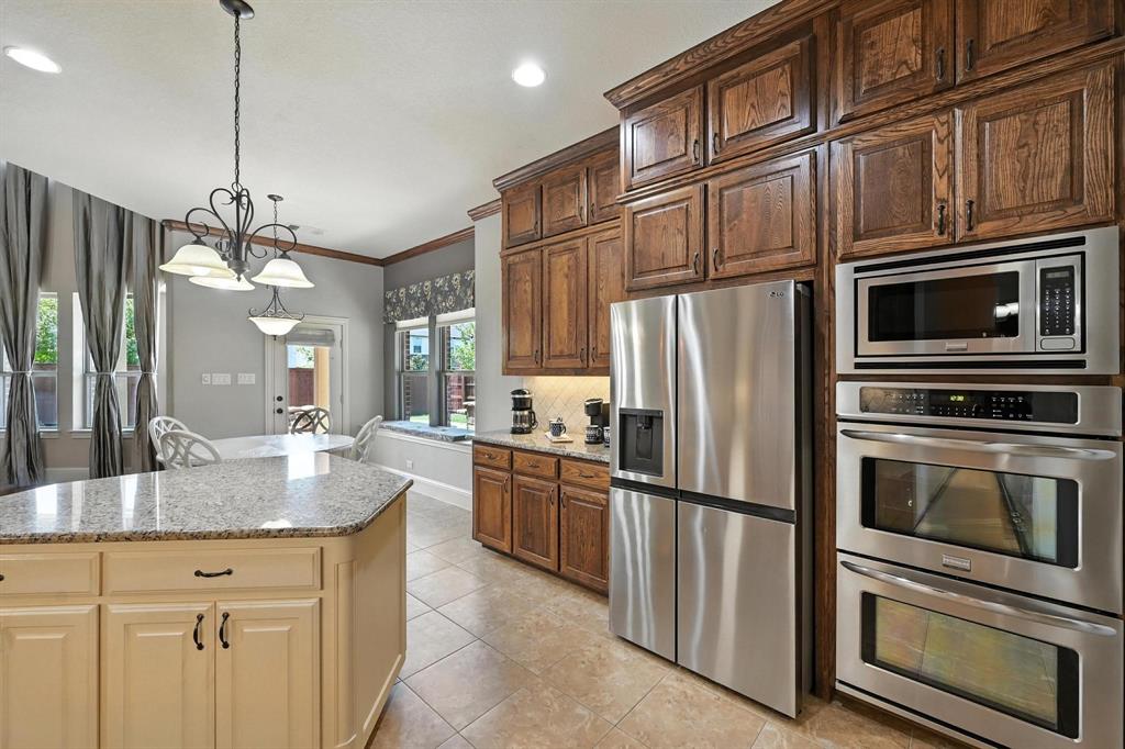 Highland Village, Texas 75077, United States, 4 Bedrooms Bedrooms, ,5 BathroomsBathrooms,Residential,Pending,203989