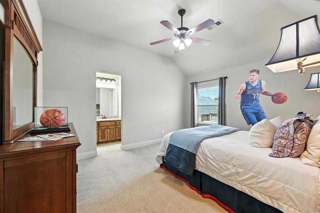 Highland Village, Texas 75077, United States, 4 Bedrooms Bedrooms, ,5 BathroomsBathrooms,Residential,Pending,203989