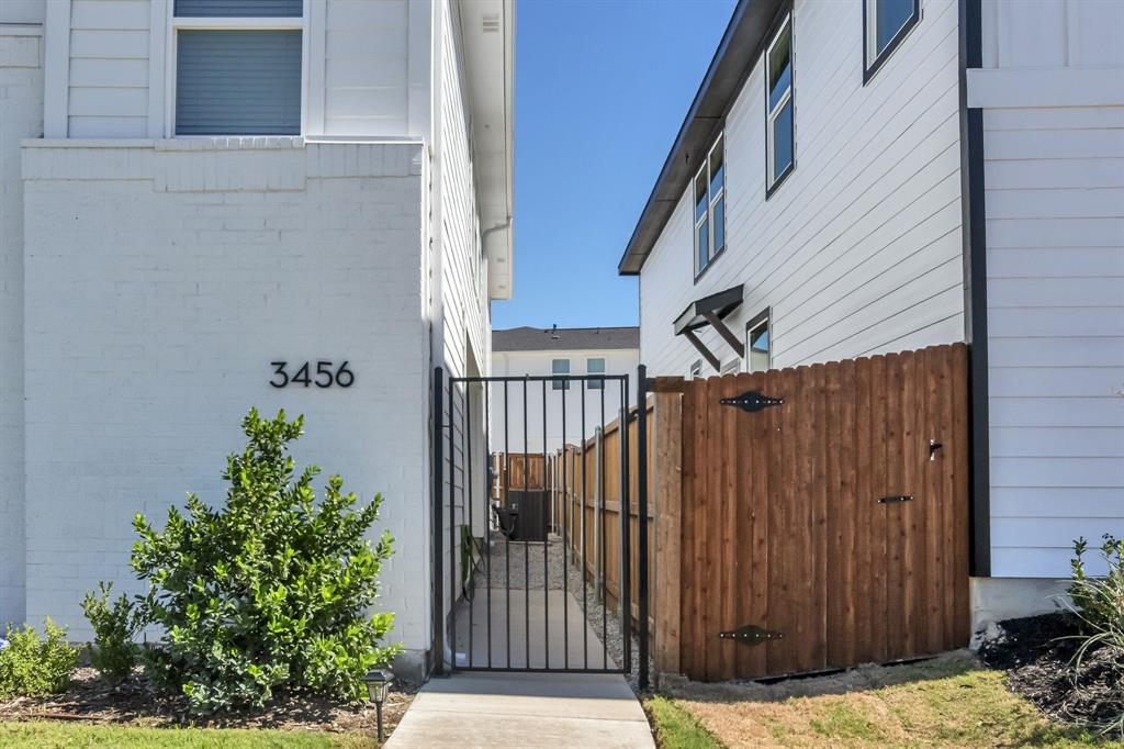 3456 Lake District Lane