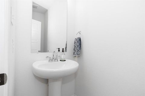 Tiny photo for 4742 Crestwood Drive, Haltom City, TX 76137 (MLS # 21186722)