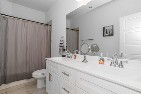Tiny photo for 4742 Crestwood Drive, Haltom City, TX 76137 (MLS # 21186722)