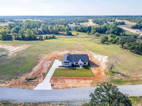 Photo of 237 Kilkenny Road, Poolville, TX 76487 (MLS # 21396802)