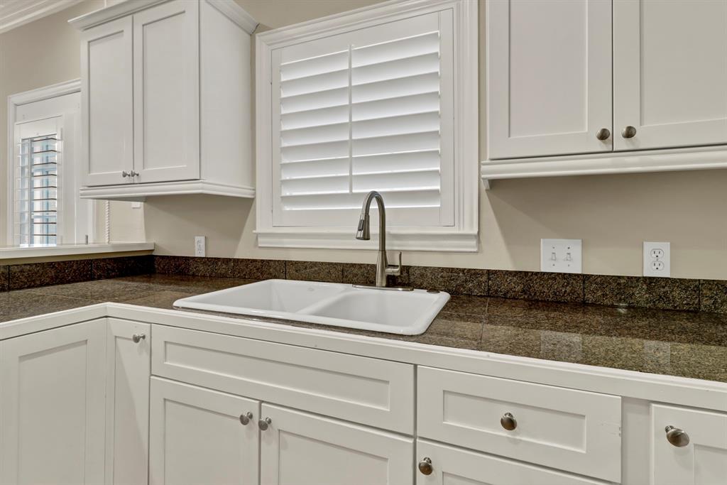 Rosedale Condo - Residential Lease