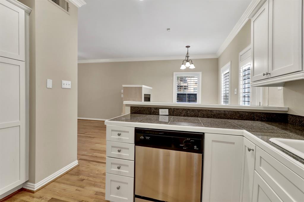 Rosedale Condo - Residential Lease