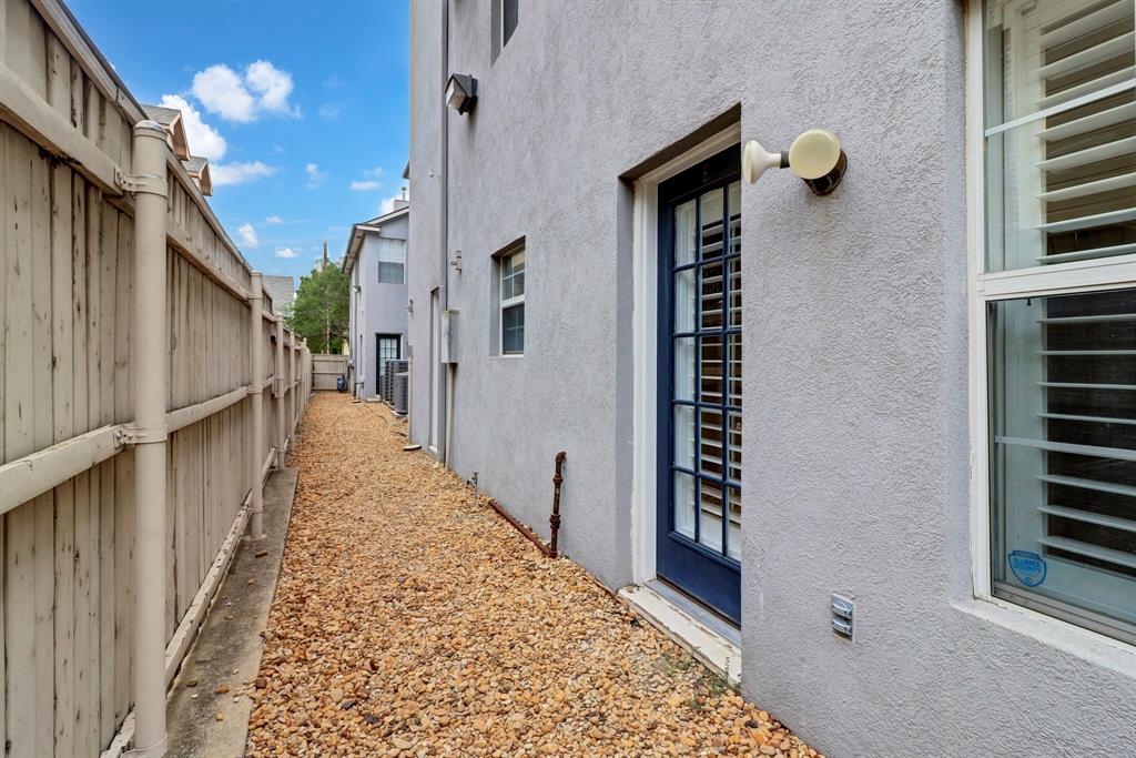 Rosedale Condo - Residential Lease