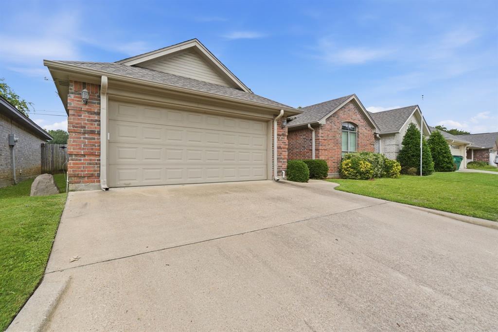 1712 Sully Court