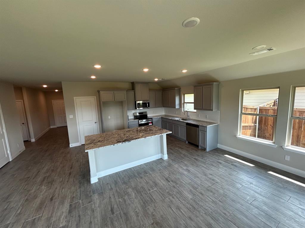 Trenton, Texas 75490, United States, 3 Bedrooms Bedrooms, ,2 BathroomsBathrooms,Residential,Active,21125