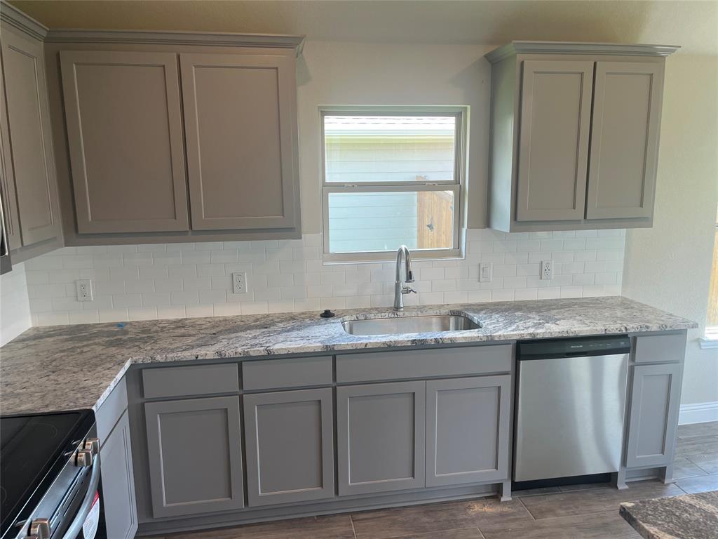 Trenton, Texas 75490, United States, 3 Bedrooms Bedrooms, ,2 BathroomsBathrooms,Residential,Active,21125