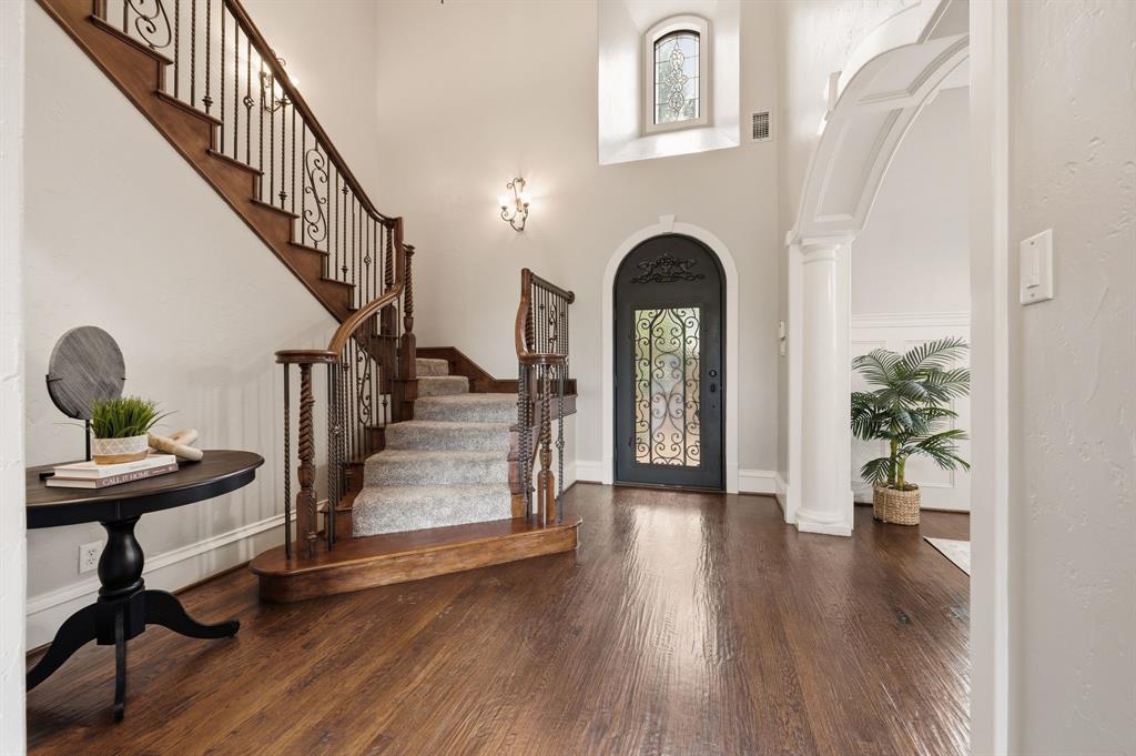 3091 Whispering Oaks Drive