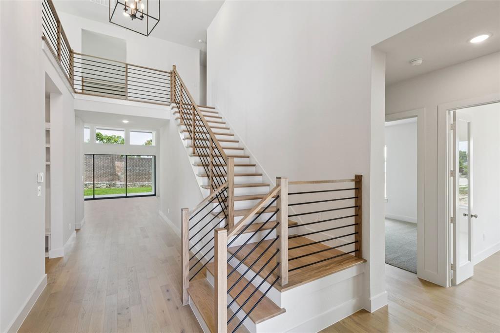 2112 Wakefield Lane