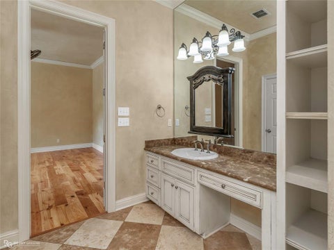 Tiny photo for 110 Esplanade Court, Bossier City, LA 71111 (MLS # 21396576)