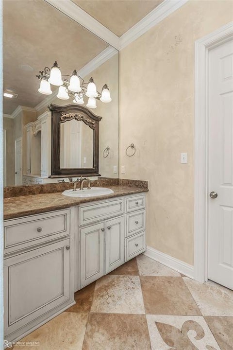 Tiny photo for 110 Esplanade Court, Bossier City, LA 71111 (MLS # 21396576)