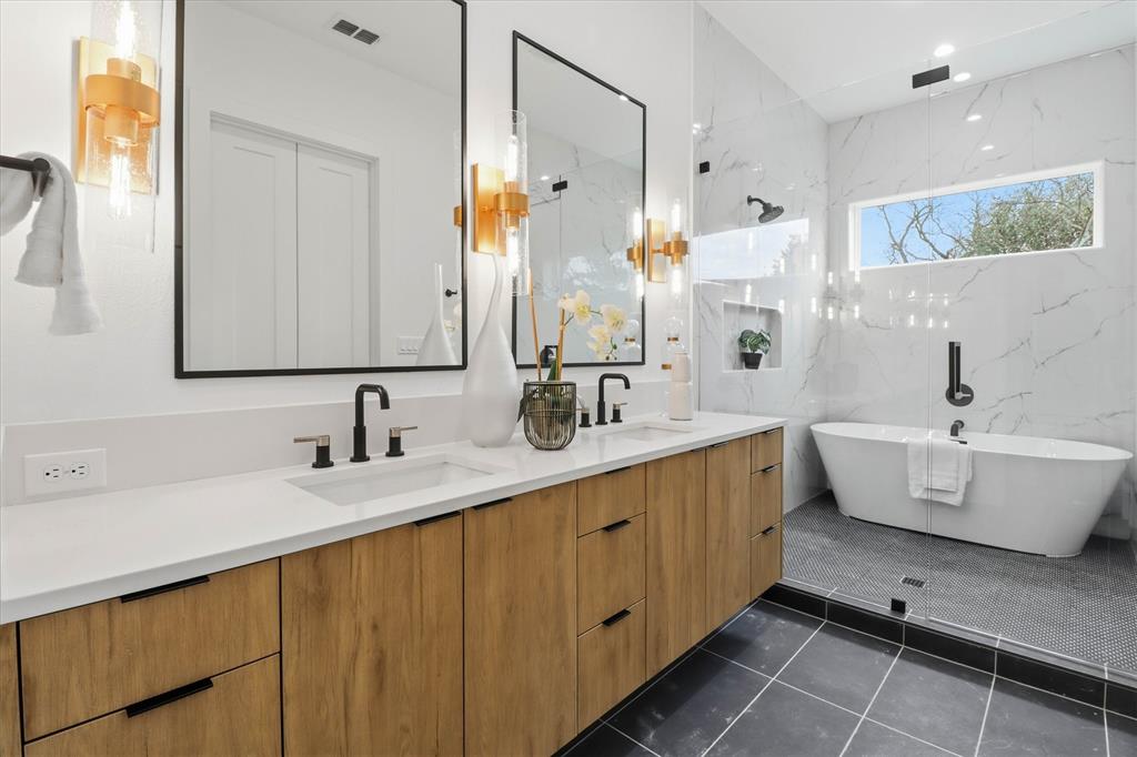 Mount Auburn - Residential Income