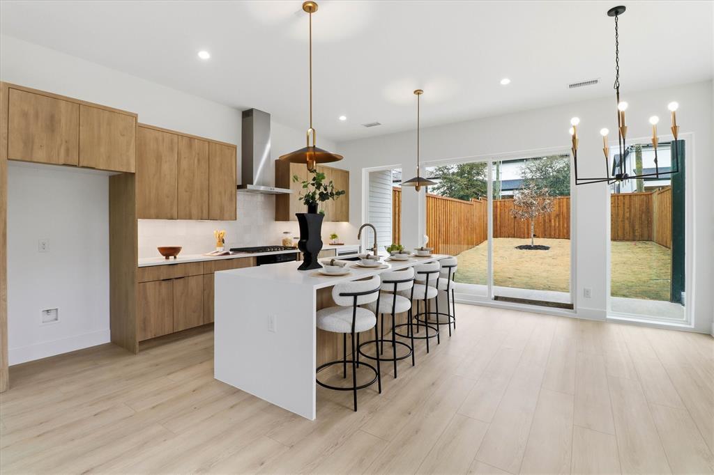 Mount Auburn - Residential Income