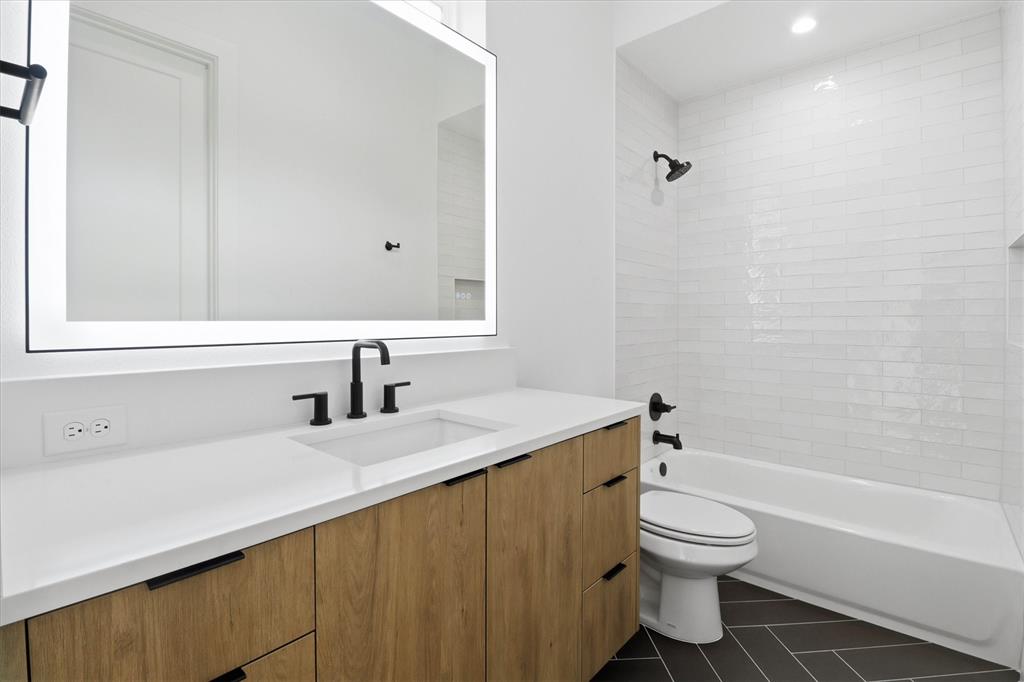 Mount Auburn - Residential Income