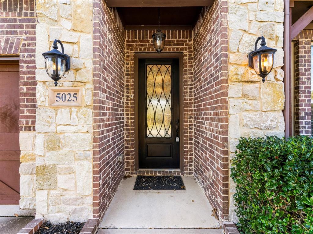 5025 Stockwhip Drive