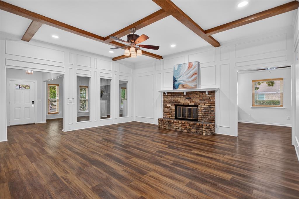 901 Willow Brook Drive