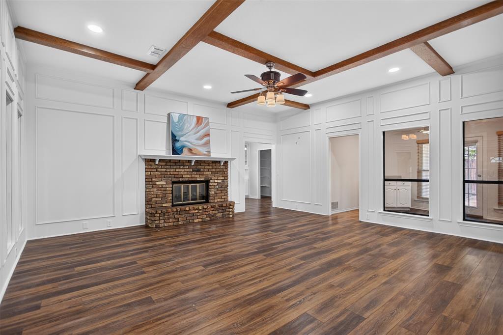 901 Willow Brook Drive
