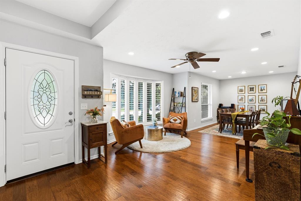 1809 Greenway Drive