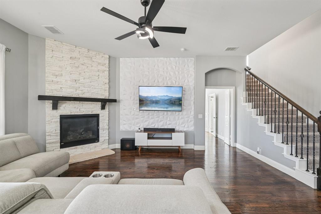 COUNTRY LAKES NORTH PHASE 3A1 & 3B - Residential