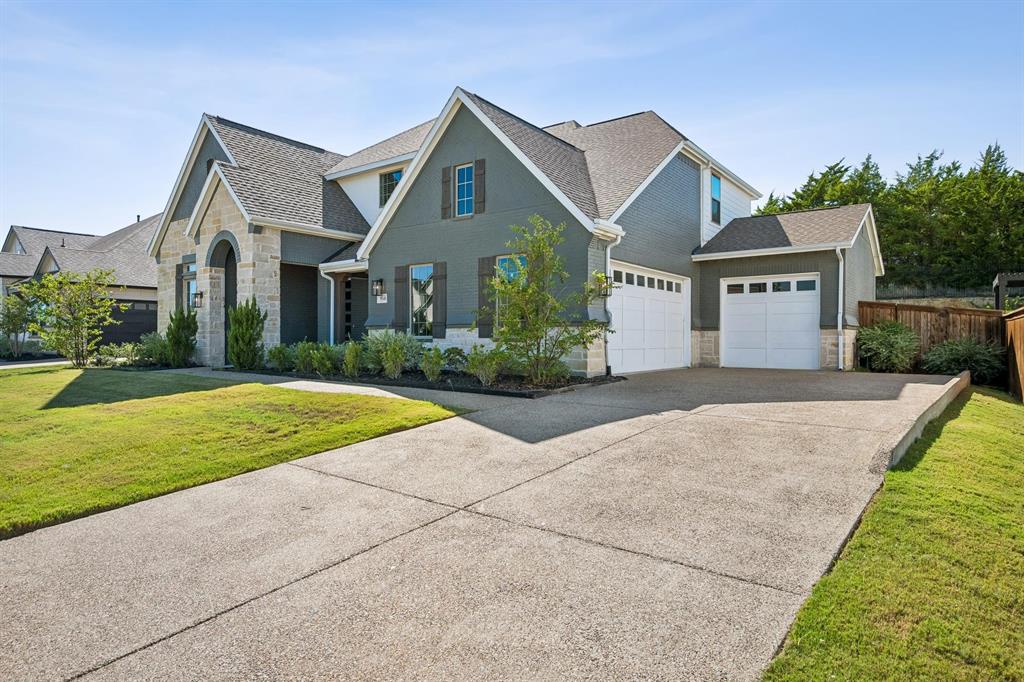 914 Paradise Lane