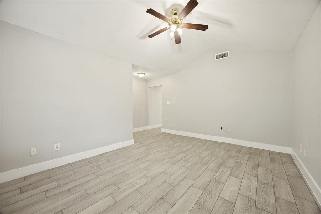1009 Enlow Circle