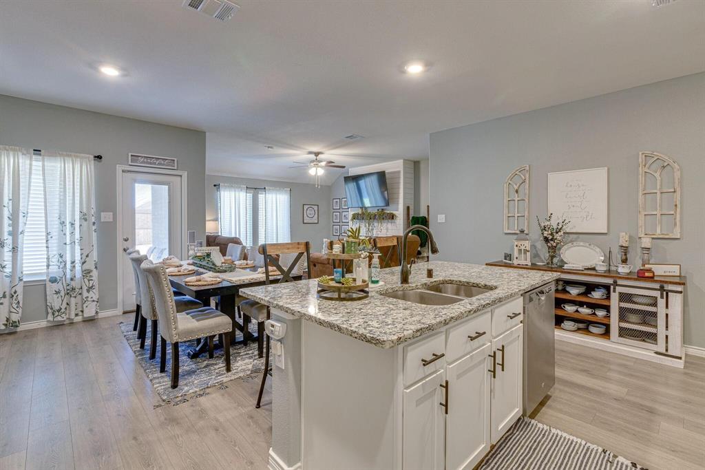 Trailstone Ph 1 - Residential Lease