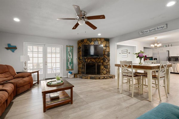 1205 DENMARK ST, GRAND PRAIRIE, TX 75050 - Image e6aff93b26d2cd240d962d10fe6096d2/2548408858