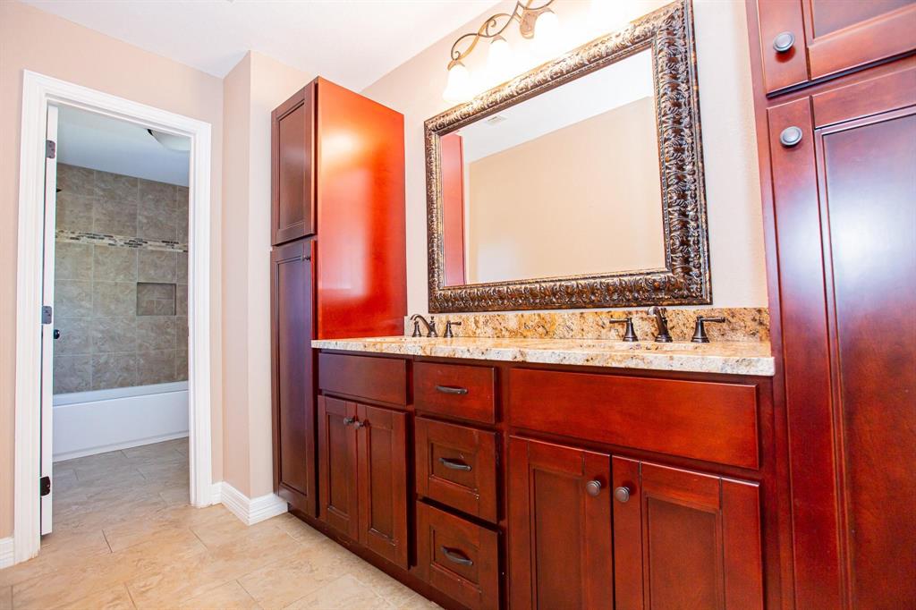 Briarwood Estates - Residential Lease