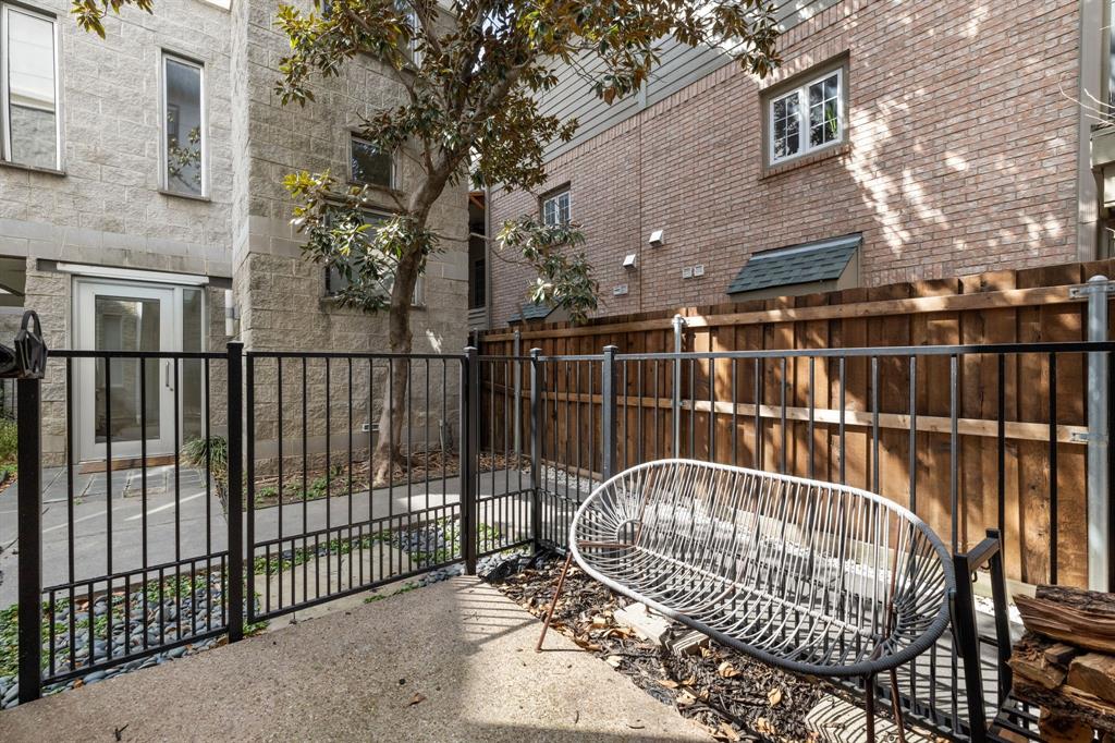 Bowser Metro - Residential