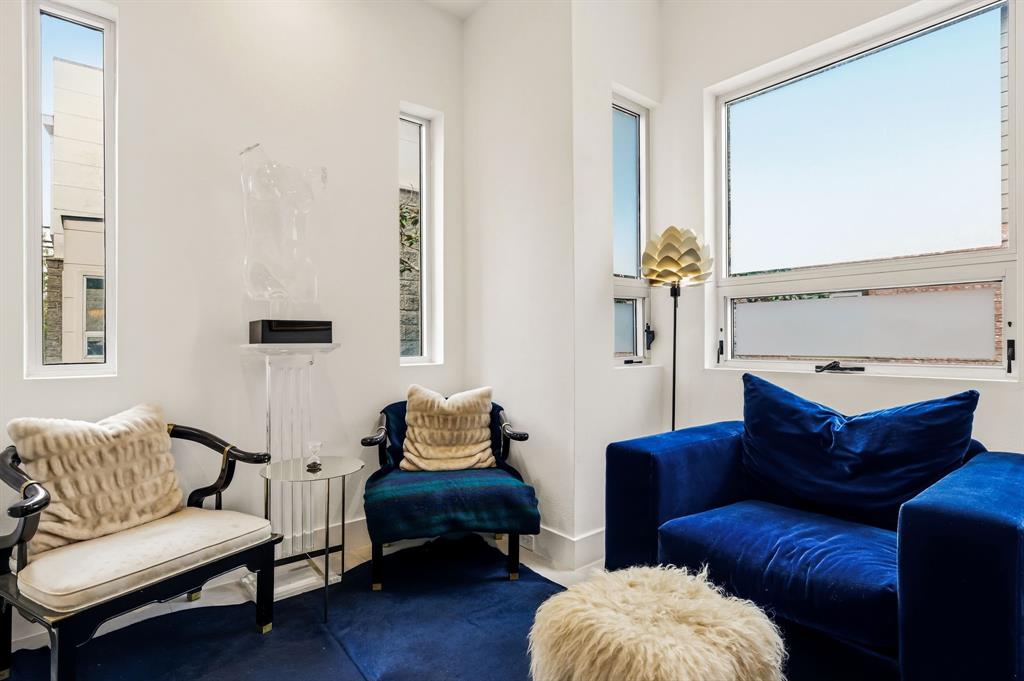 Bowser Metro - Residential