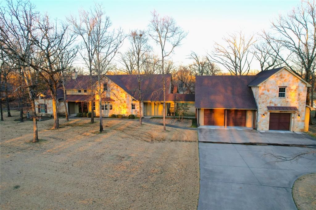 Photo of 501 Private Road 5980, Yantis, TX 75497 (MLS # 21182603)