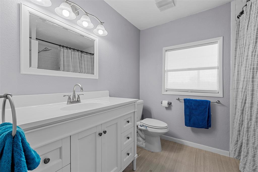 398 Bluebonnett Lane