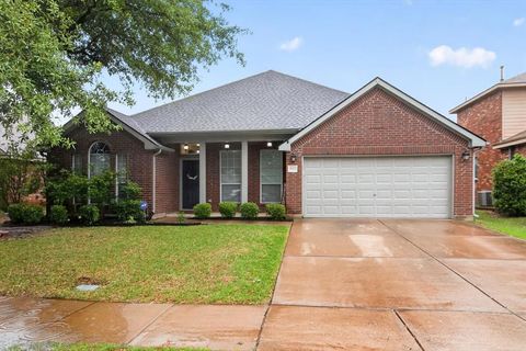 9122 Water Oak Drive Arlington TX 76002