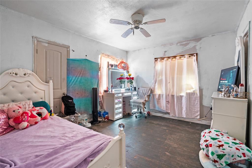 Cedar Crest Village 03 - Residential