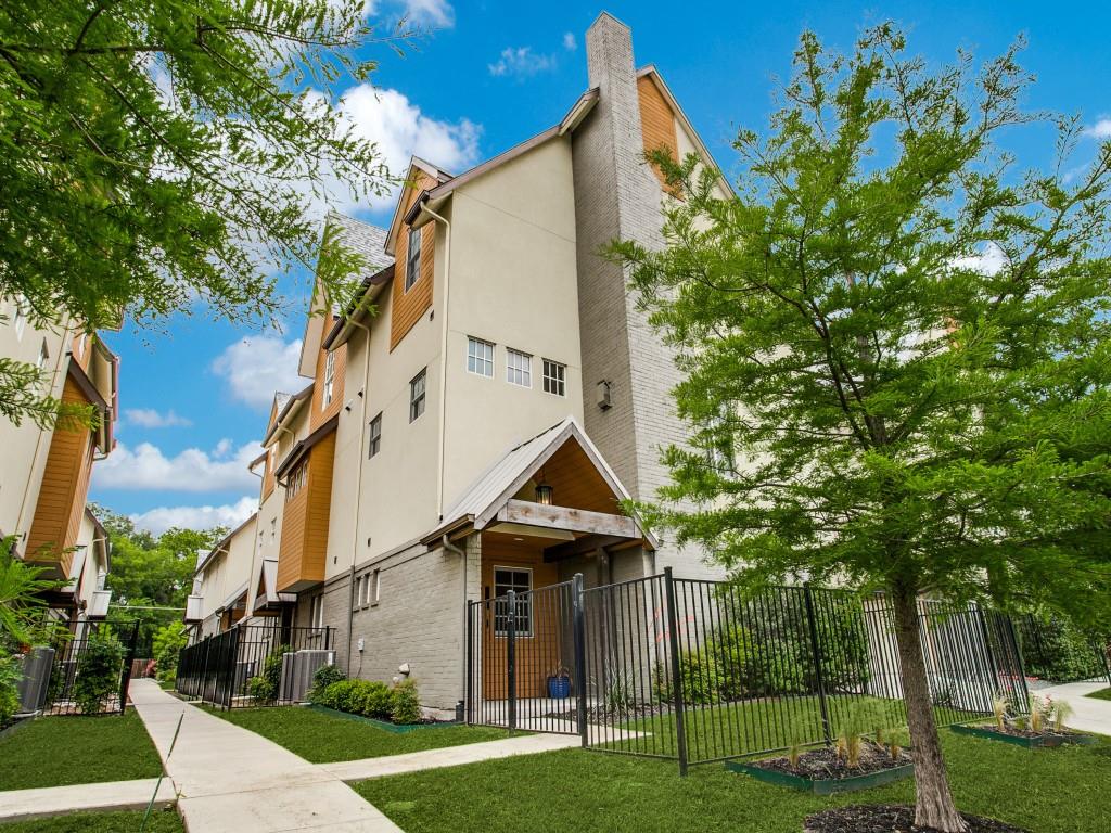 GASTON PARK CONDO - Residential