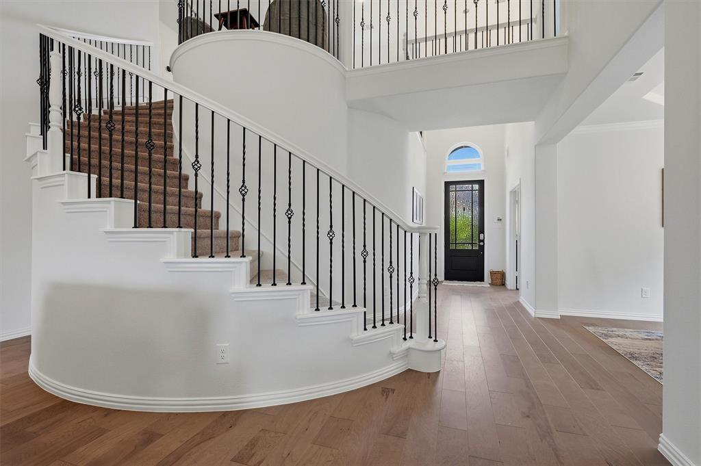 809 Violet Way