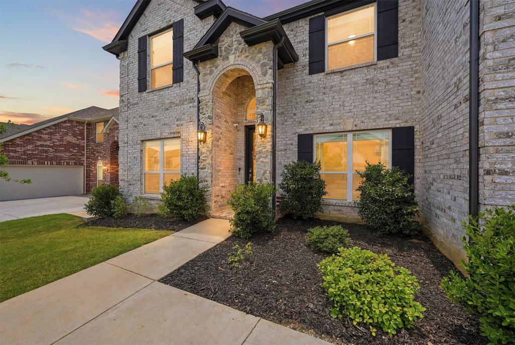 809 Violet Way