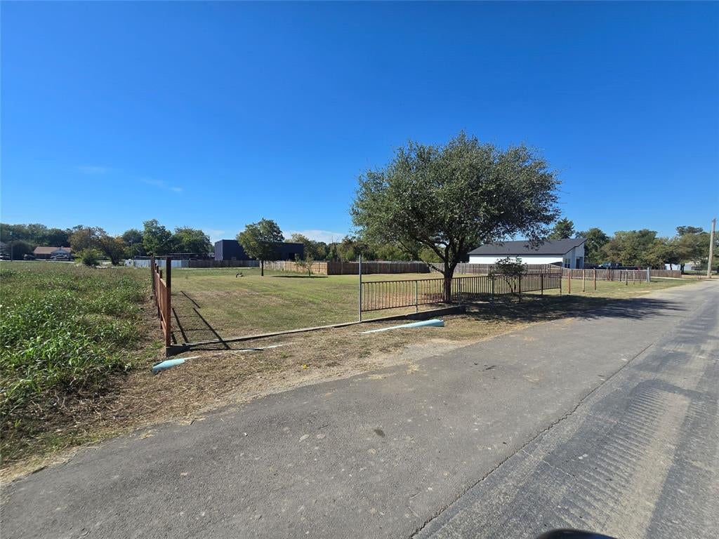 3729 Kolloch Drive