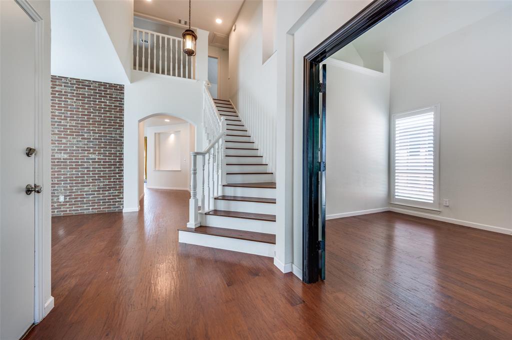 3772 Waterside Court