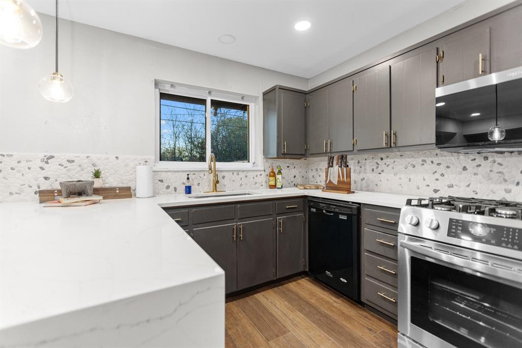 Alcris Estates 1 - Residential Lease