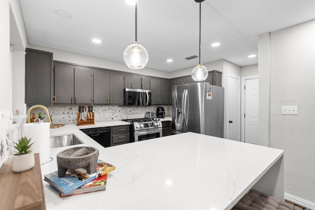 Alcris Estates 1 - Residential Lease