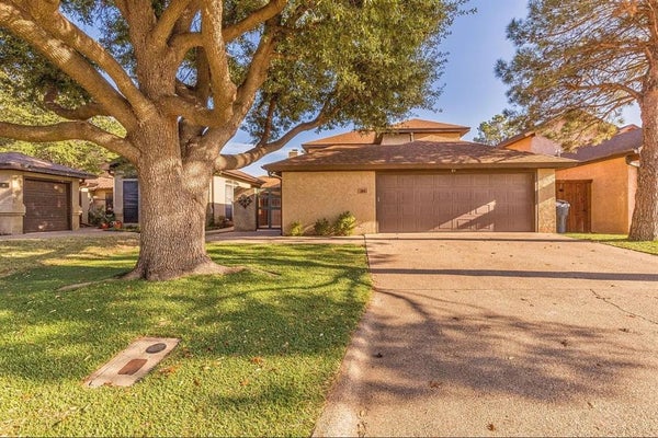 64 TAMARISK CIR, ABILENE, TX 79606 - Image e6c3a6de9bcfd4f1f0e16a3dd5bd2e60/743866258