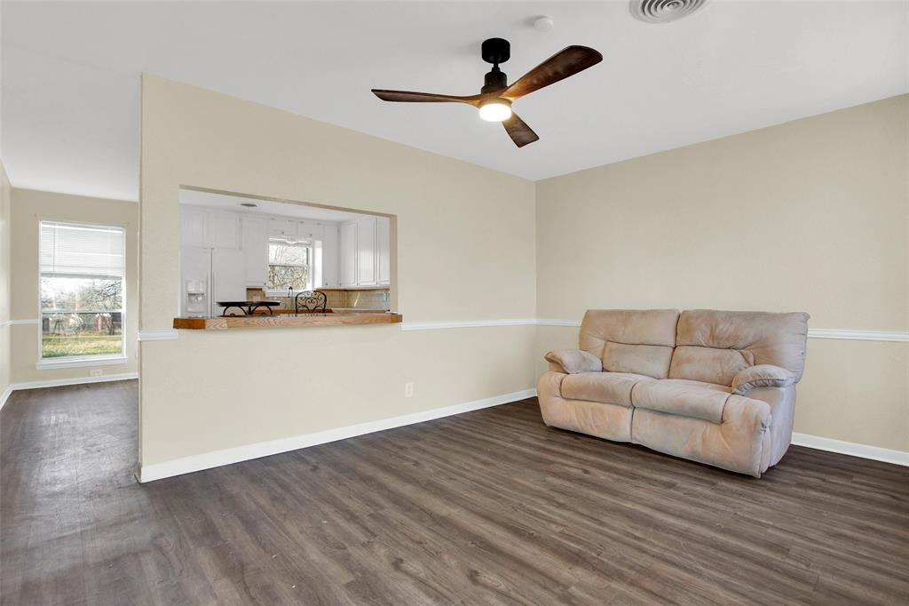 162 N Imperial Drive