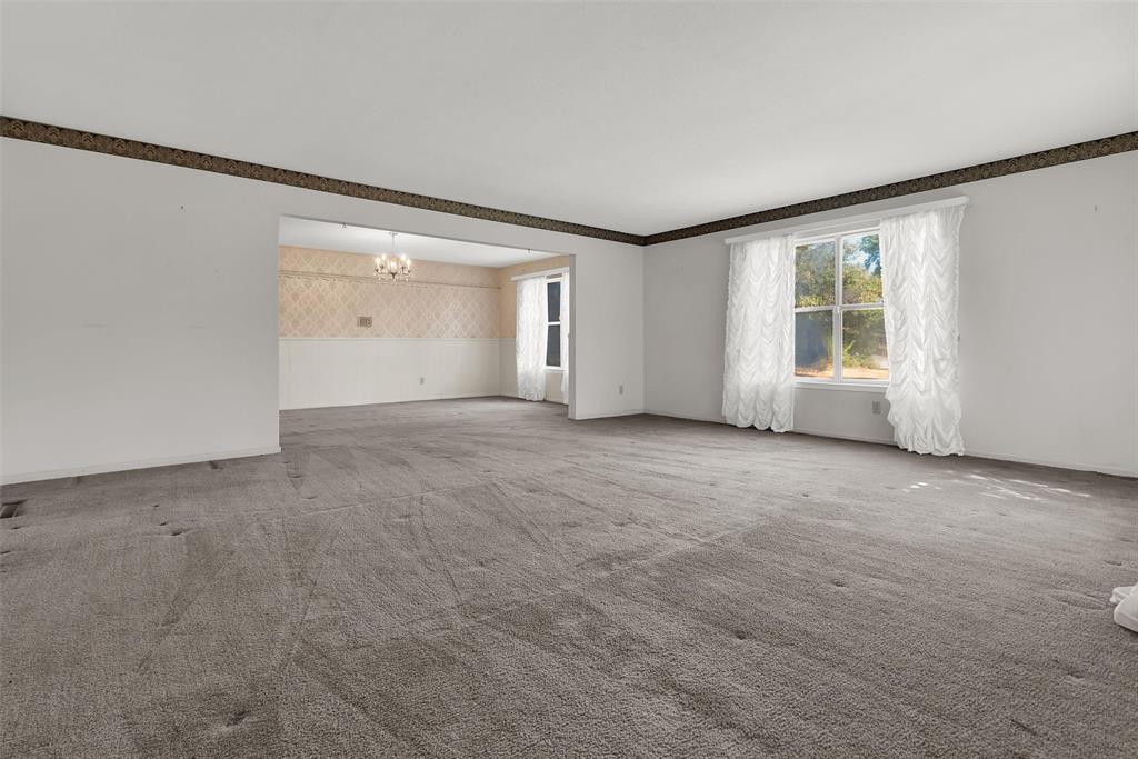 1520 W Main Street